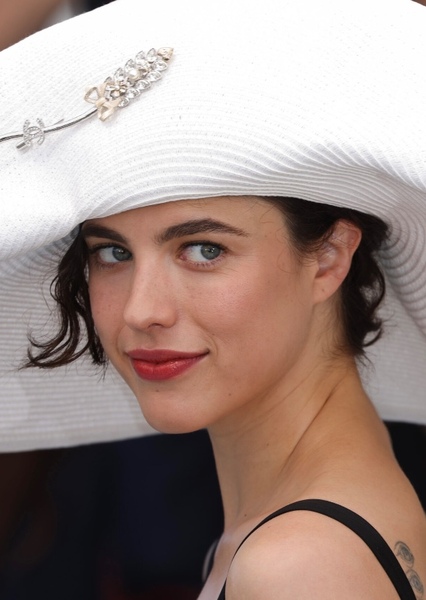 Margaret Qualley photo