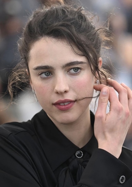 Margaret Qualley photo