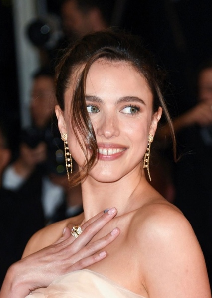 Margaret Qualley photo