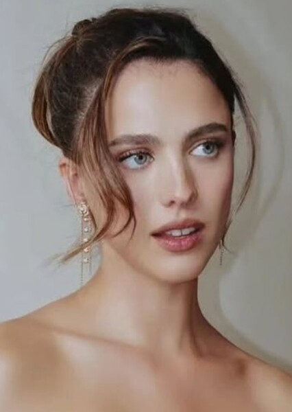 Margaret Qualley photo