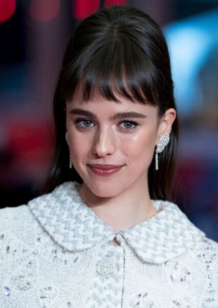 Margaret Qualley photo
