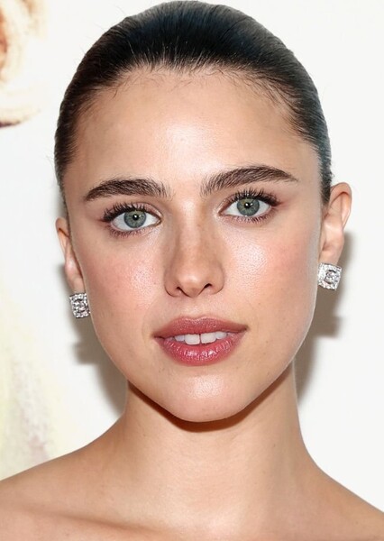 Margaret Qualley photo