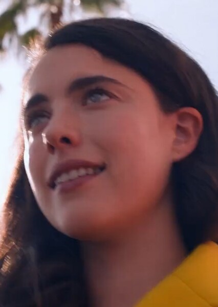 Margaret Qualley photo