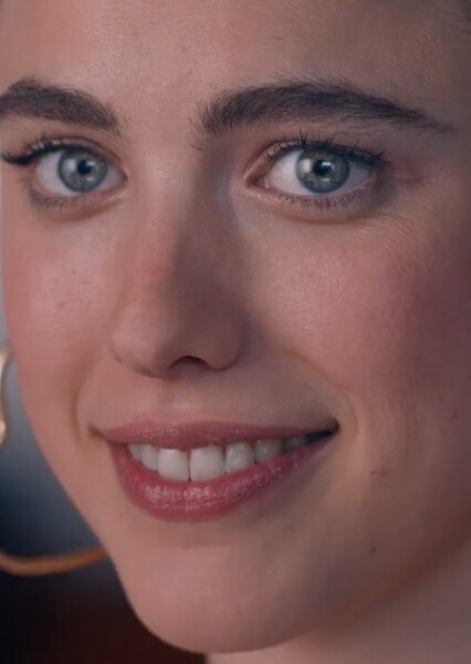 Margaret Qualley photo