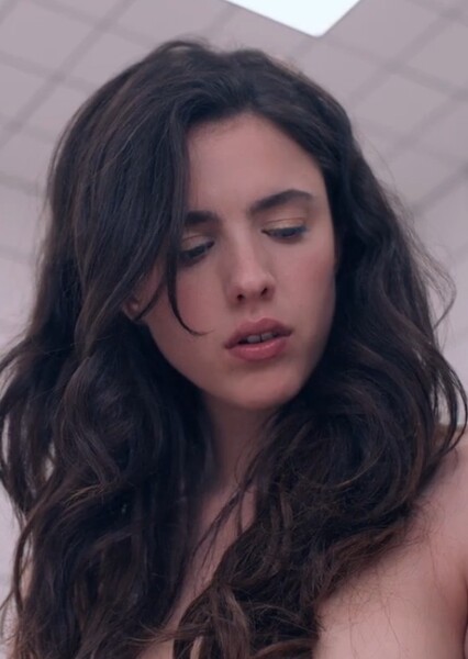 Margaret Qualley photo