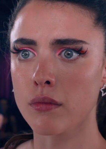 Margaret Qualley photo
