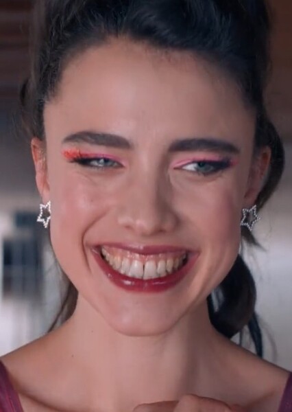 Margaret Qualley photo