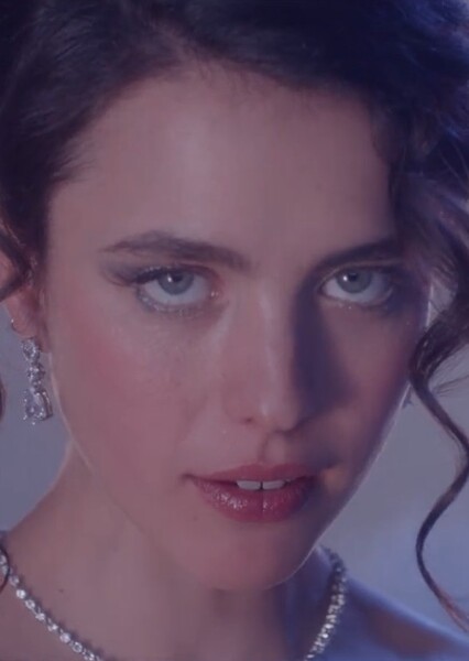 Margaret Qualley photo