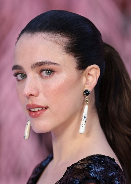 Margaret Qualley photo