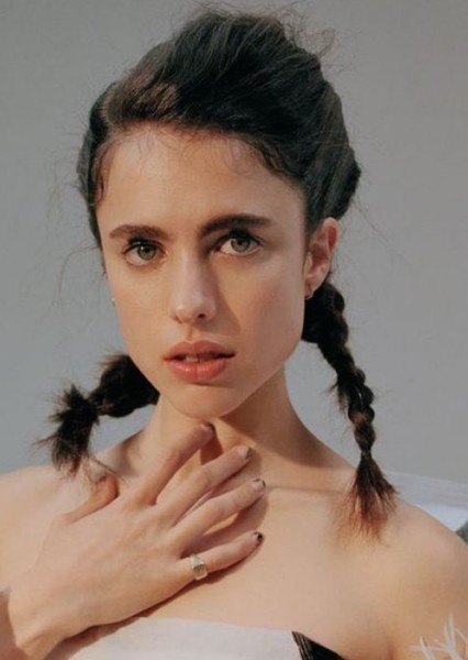 Margaret Qualley photo