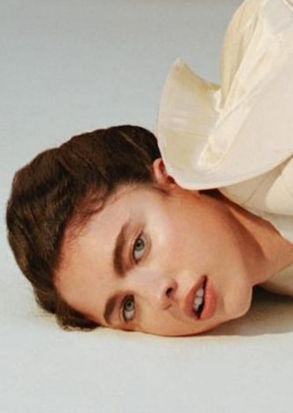Margaret Qualley photo