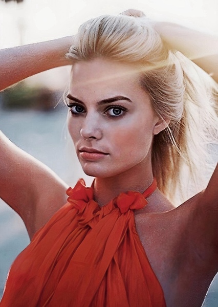 Margot Robbie photo