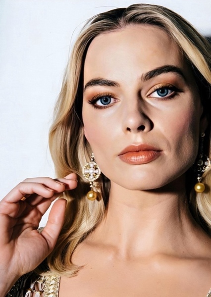 Margot Robbie photo