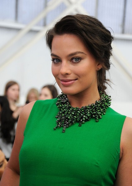 Margot Robbie photo
