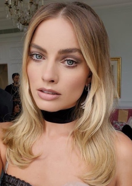 Margot Robbie photo