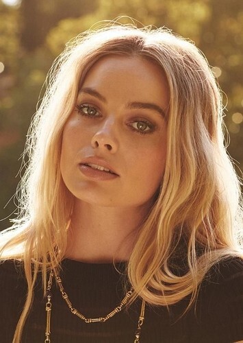 Margot Robbie photo