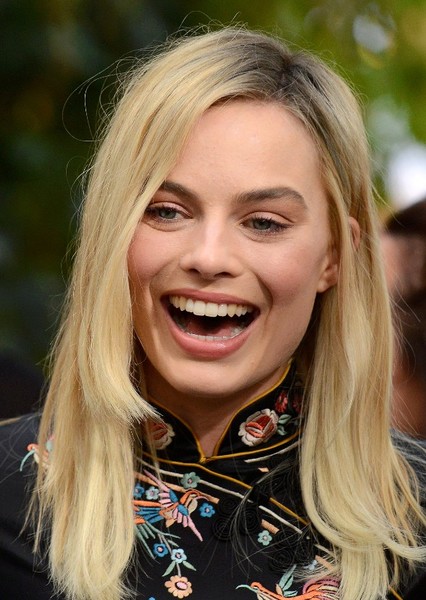 Margot Robbie photo