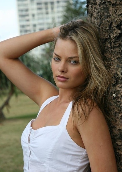Margot Robbie