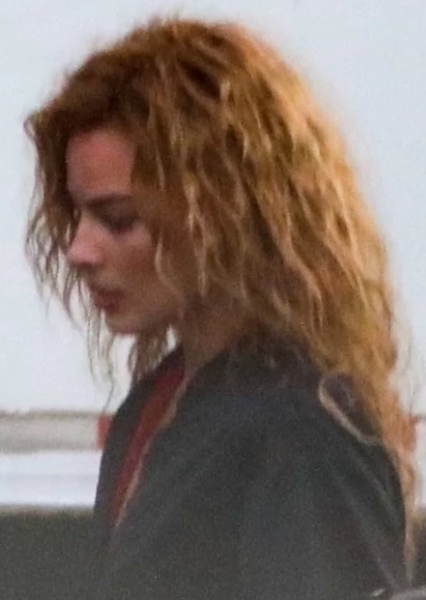 Margot Robbie photo