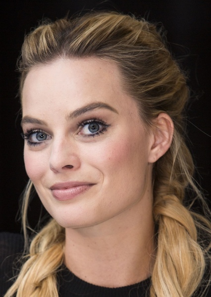 Margot Robbie photo