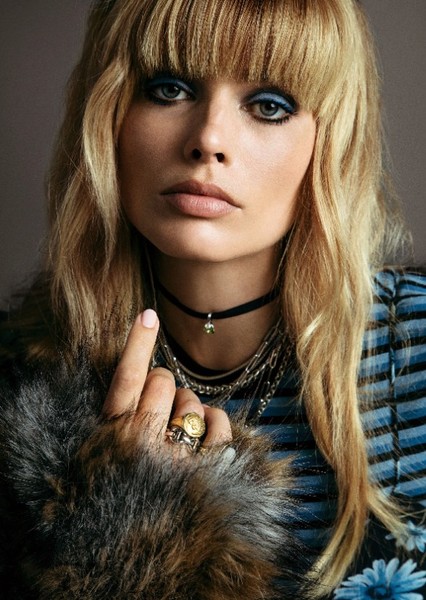Margot Robbie photo