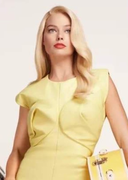 Margot Robbie photo