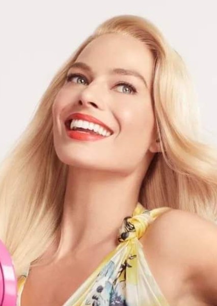 Margot Robbie photo