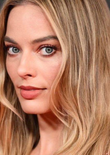 Margot Robbie photo