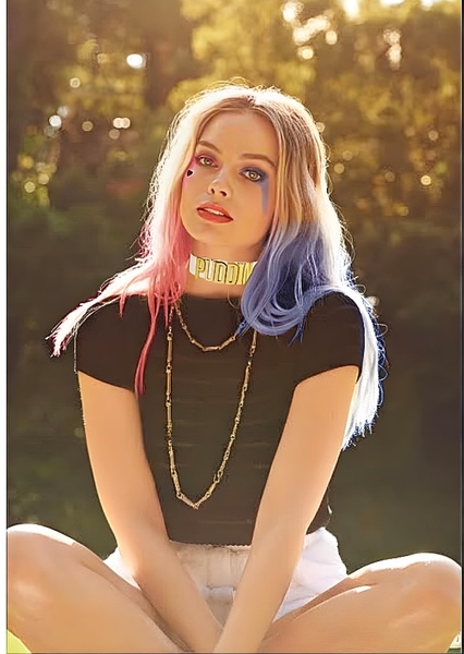 Margot Robbie photo