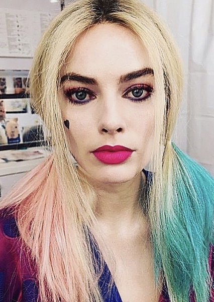 Margot Robbie photo