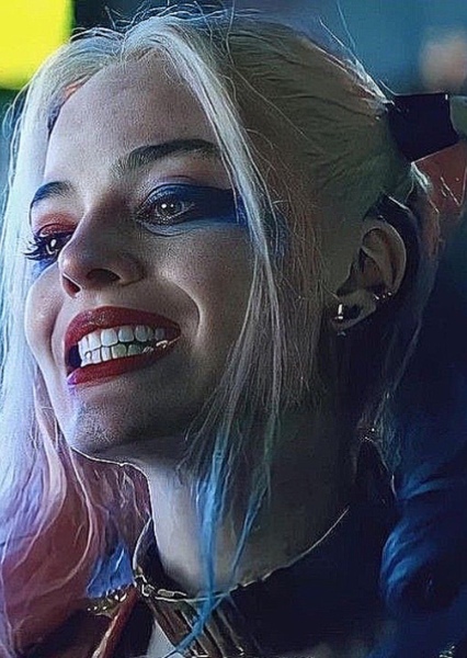 Margot Robbie photo