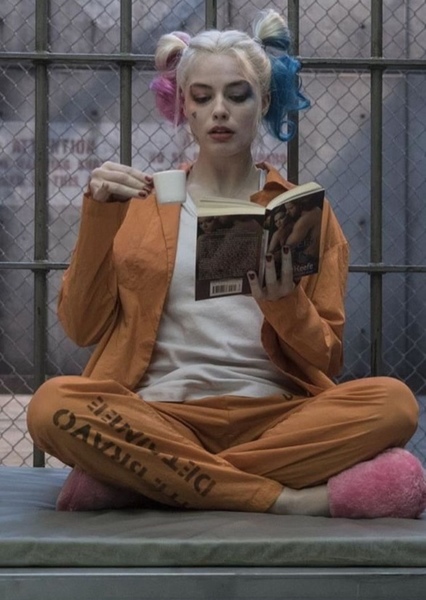 Margot Robbie photo