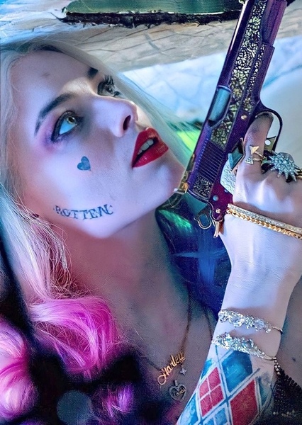 Margot Robbie photo