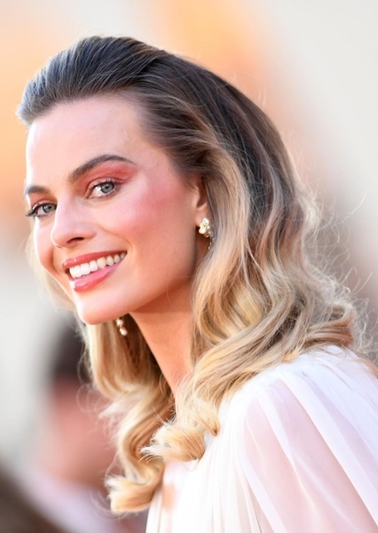 Margot Robbie photo