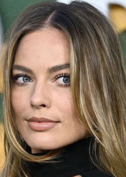 Margot Robbie photo