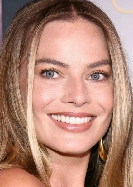 Margot Robbie