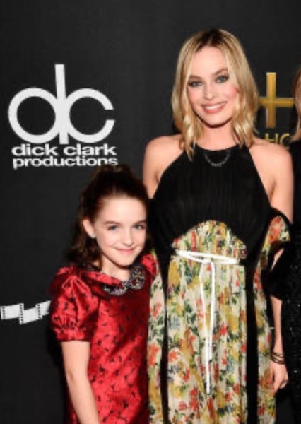 Margot Robbie and McKenna Grace photo