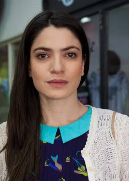 Maria Manoella Teixeira photo