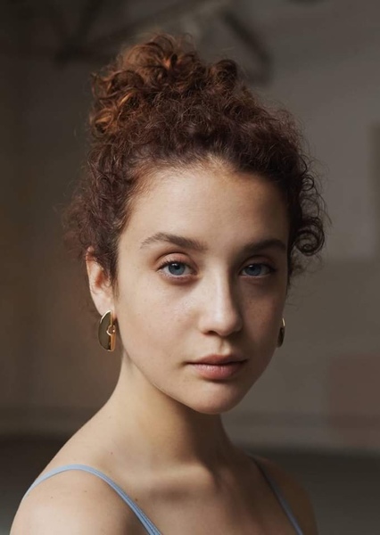 María Pedraza photo