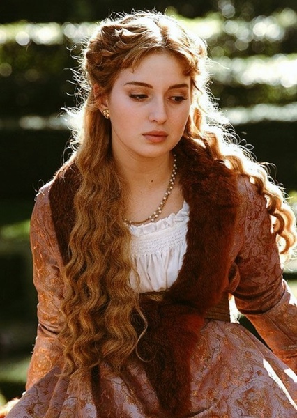 María Valverde