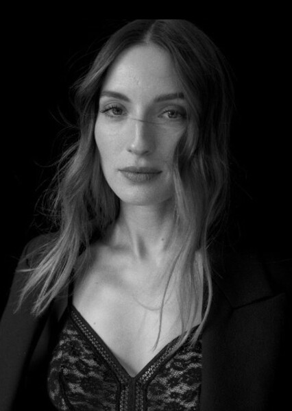 María Valverde photo