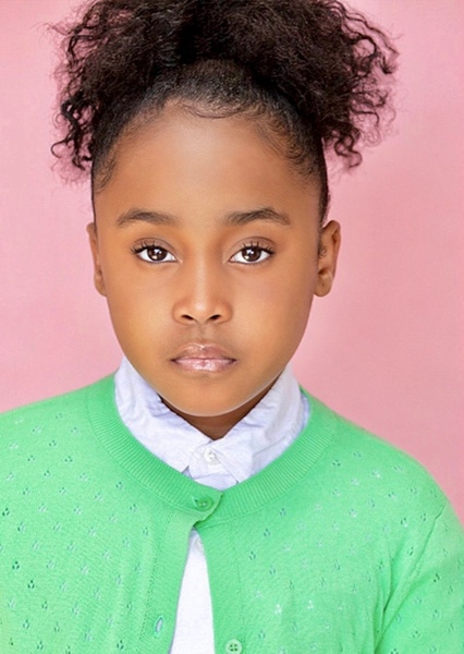 Mariah Tavares photo