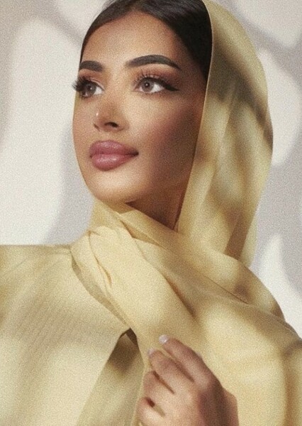 Mariam Al Remeithi photo