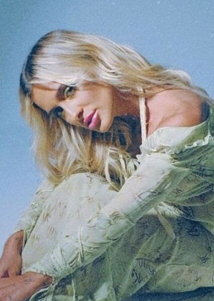 Mariana Azevedo photo