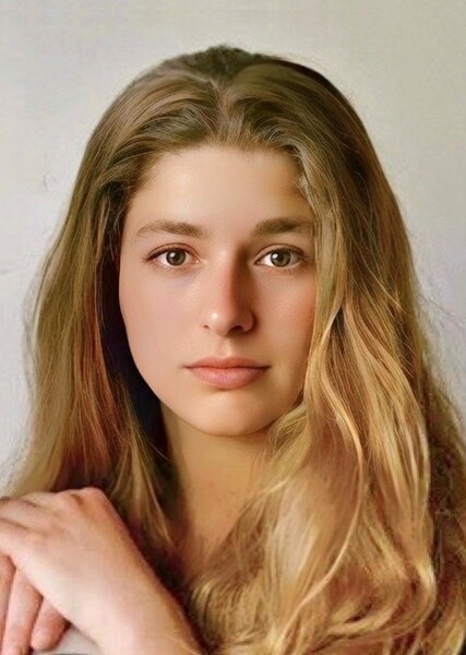 Mariana Di Girolamo photo