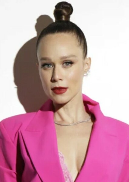 Mariana Ximenes photo