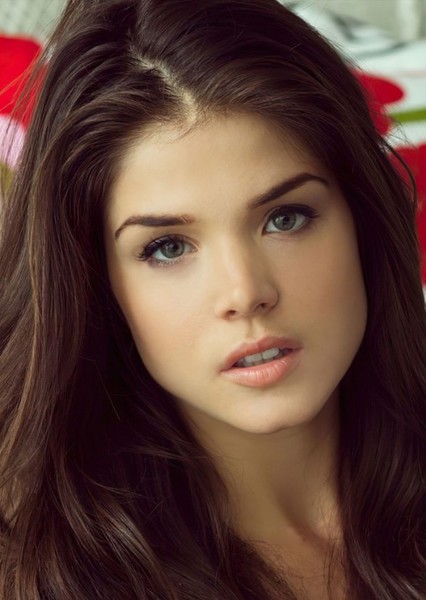 Marie Avgeropoulos photo
