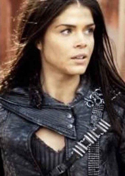 Marie Avgeropoulos photo