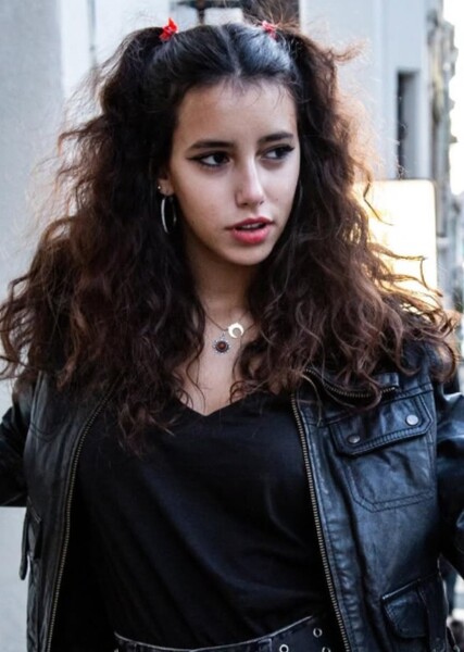 Marie Massoni photo