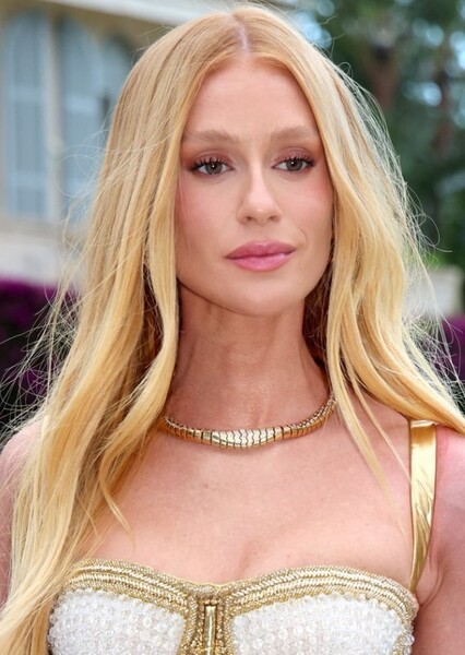 Marina Ruy Barbosa photo